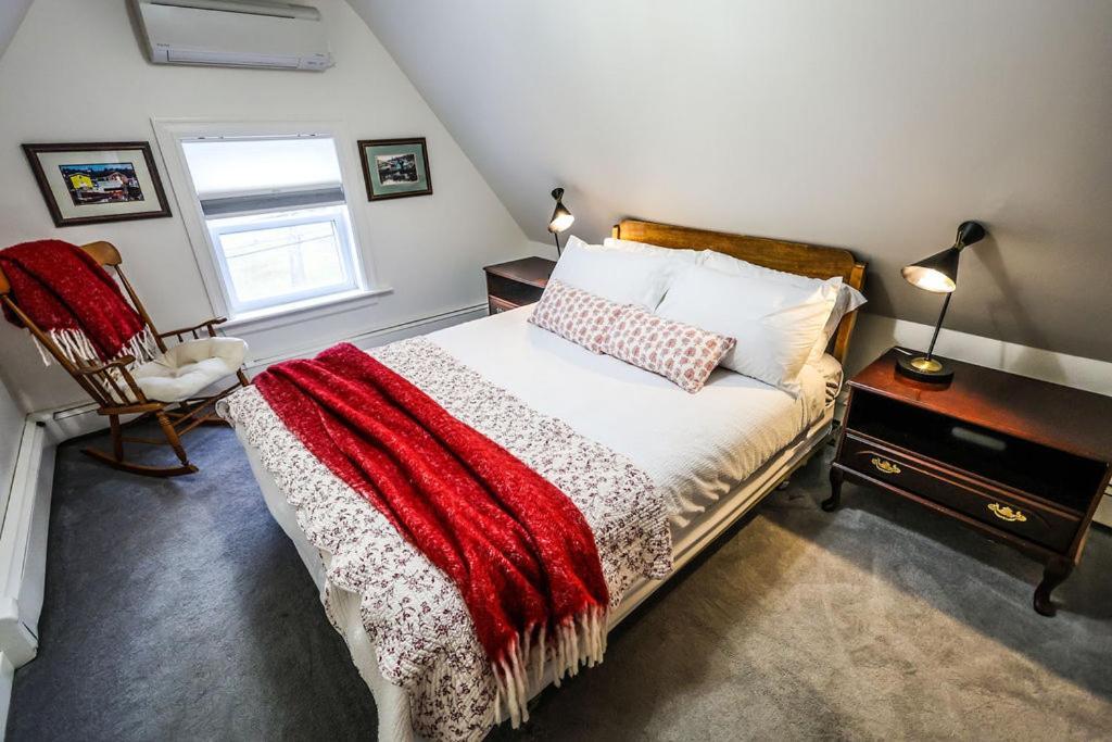 The Lunenburg Inn Екстериор снимка
